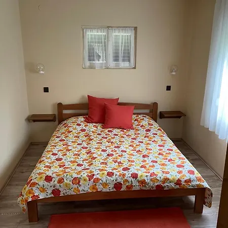 Agnes Nyaralohaz Holiday home *