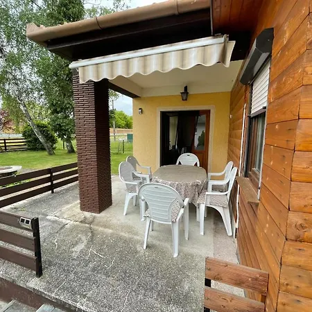 Holiday home Agnes Nyaralohaz Balatonmariafurdo