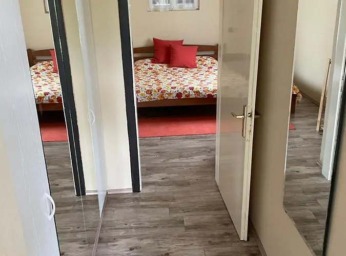 Agnes Nyaralohaz * Balatonmáriafürdő